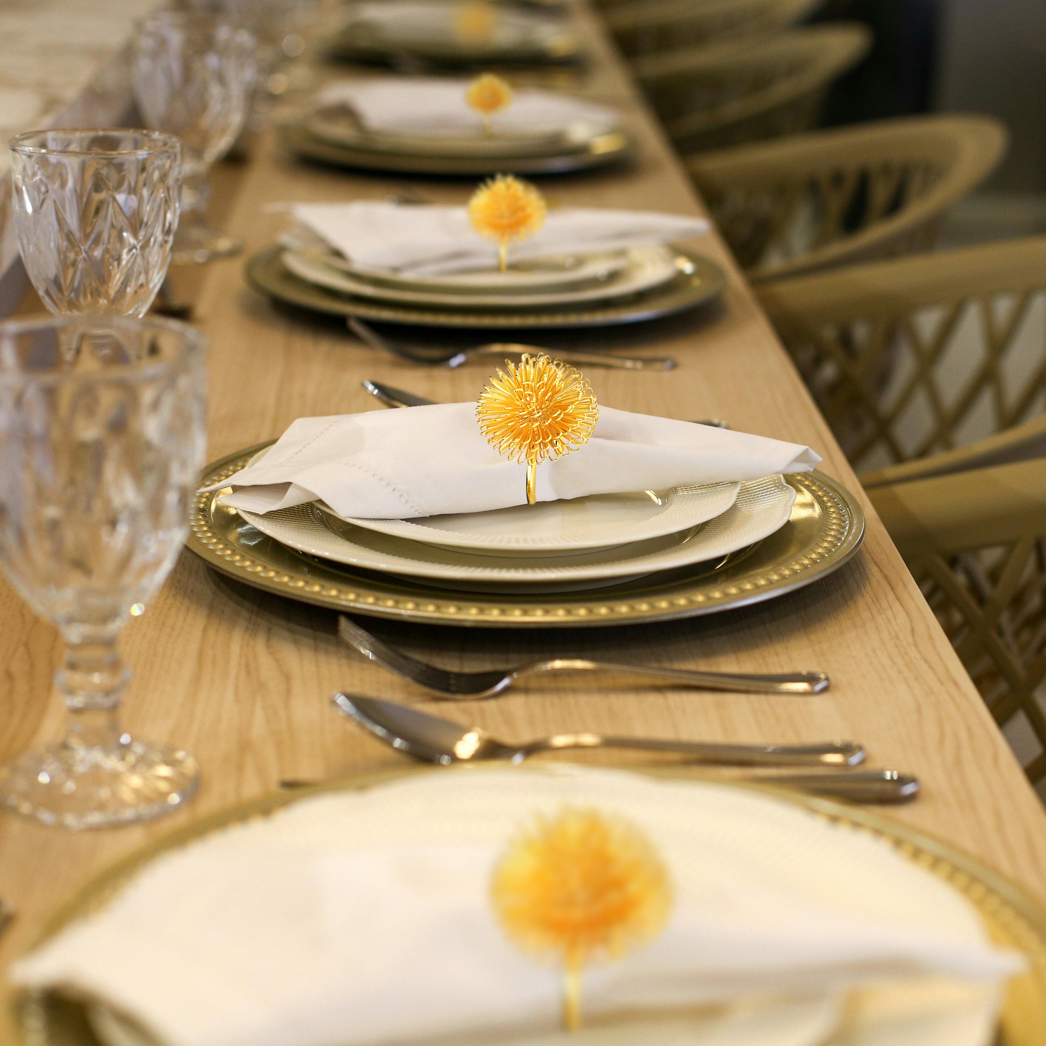 Floral Grace – Napkin Rings in Gold Floral Design, Artistic Decorative Dining Table Accent