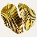 Golden Serenity – Napkin Rings in Gold Leaf Design, Elegant Decorative Dining Table Décor