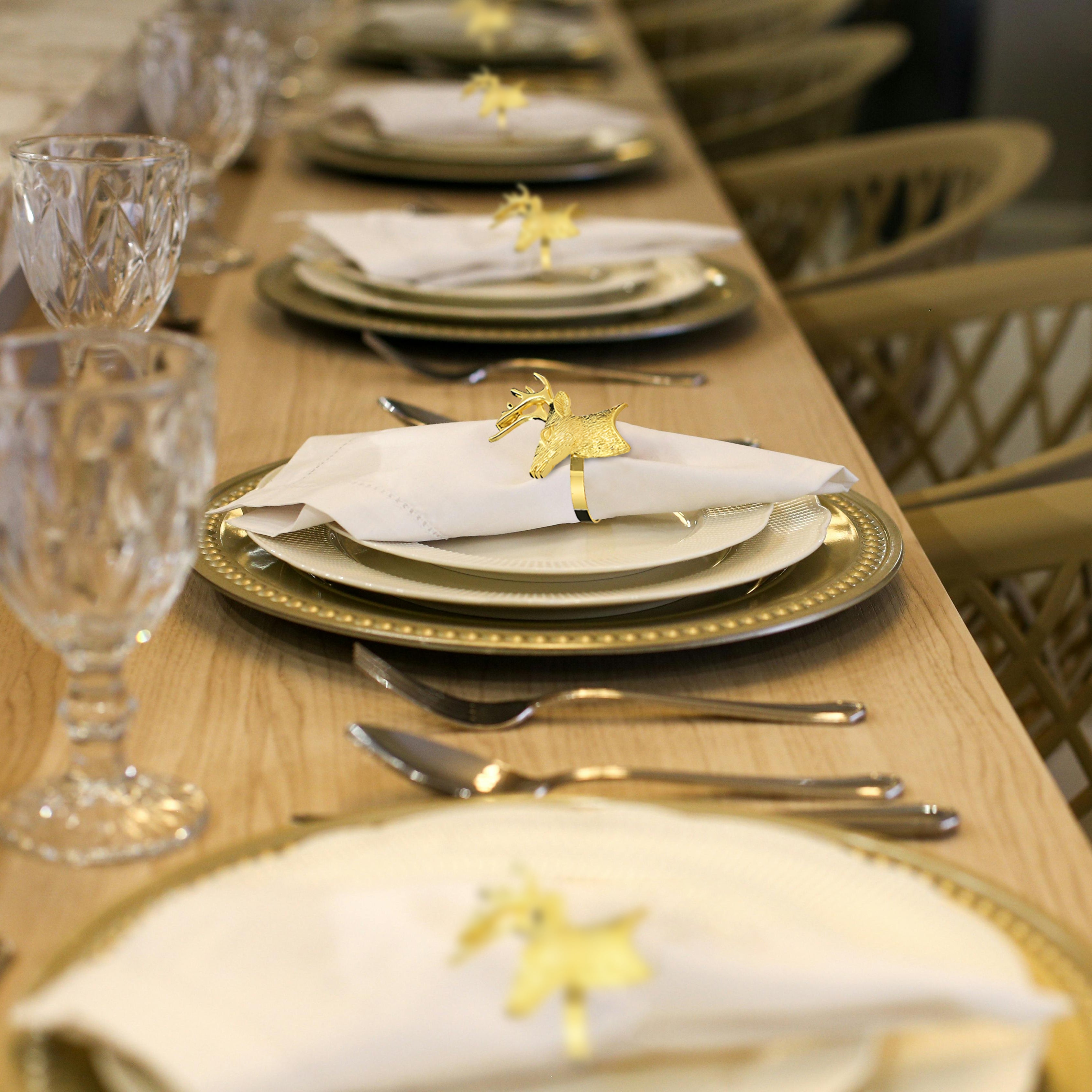 Festive Charm – Napkin Rings in Gold Reindeer Design, Artistic Decorative Dining Table Décor